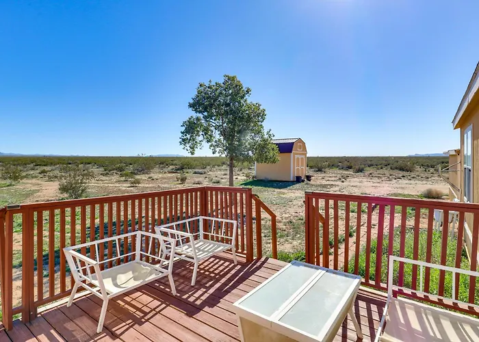 Holiday home Hualapai Mountain Views & Deck! Getaway Yucca